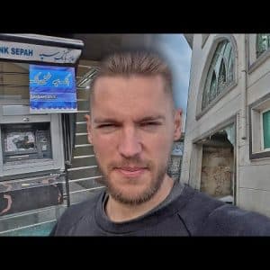 KAIP ATRODO PROTESTUOJANTYS IRANO MIESTAI