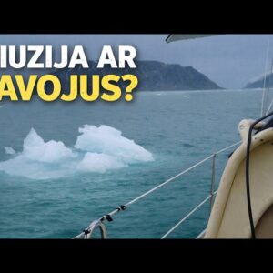 Palijos ar iliuzija? Ruošiamės popierinius jūrlapius kelionei už Špicbergeno ribų.