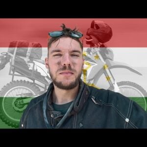 TADŽIKISTANE SU NAUJAIS RATAIS
